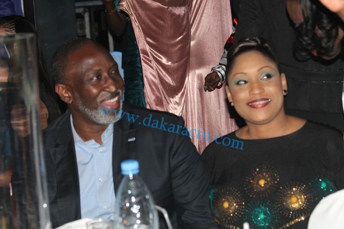 Qui est cet homme avec qui se montre en public, Mamy Camara, l'ancienne épouse de Youssou Ndour? 