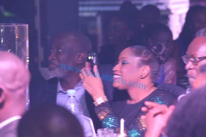 Qui est cet homme avec qui se montre en public, Mamy Camara, l'ancienne épouse de Youssou Ndour? 