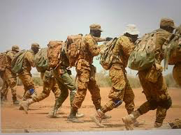 Burkina: l'armée affirme avoir tué plus de 120 "terroristes" dans plusieurs opérations