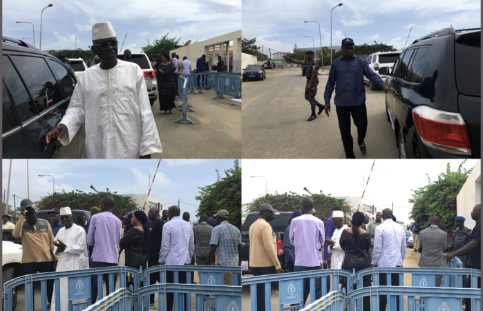 Tribunal de Dakar : venus s’enquérir du sort des manifestants arrêtés, les leaders de YAW se sont vu refuser l’entrée au sein de l’institution.