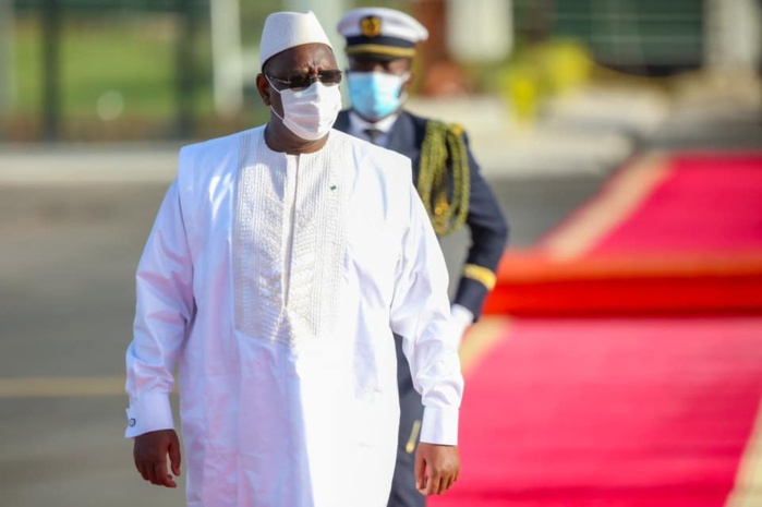 Monsieur le Président ! ces influenceurs ne vous feront pas gagner une élection. Monsieur le Président ! ces influenceurs ne vous feront pas gagner une élection.