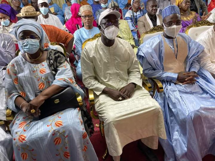 Législatives 2022 - Kaolack : Mariama Sarr et Pape Mademba Bitèye dirigent respectivement les comités électoraux de la commune et du département de Kaolack pour Benno Book Yakaar. Législatives 2022 - Kaolack : Mariama Sarr et Pape Mademba Bitèye dirigent respectivement les comités électoraux de la commune et du département de Kaolack pour Benno Book Yakaar.