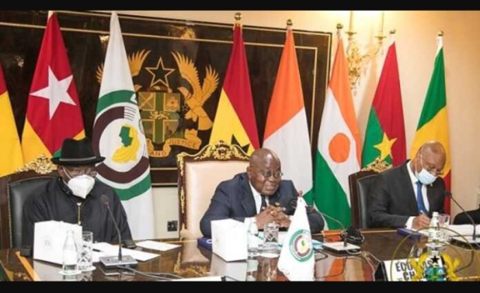 Mali, Burkina, Guinée: l'Afrique de l'Ouest se penche sur les sanctions