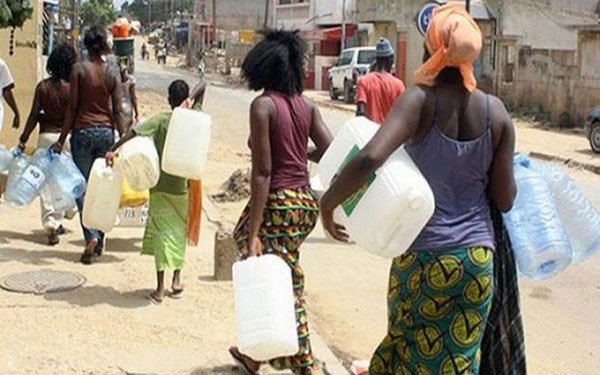 Yoff/Trois jours sans eau : les populations exigent, ici aussi, des sanctions.