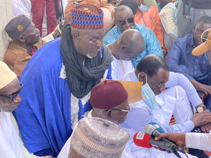 Ouverture de campagne à Fatick : Le Dr Cheikh Kanté à Diofior, accueilli par une foule de militants, les notables et chefs religieux. Ouverture de campagne à Fatick : Le Dr Cheikh Kanté à Diofior, accueilli par une foule de militants, les notables et chefs religieux.