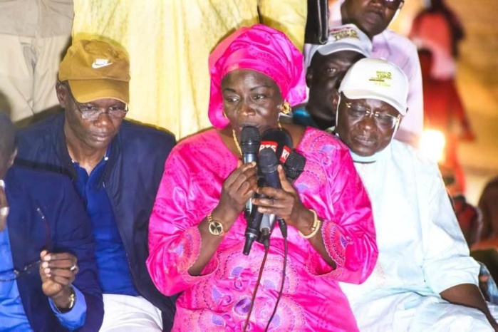 Bambey : Aminata Touré salue la fidélité et la loyauté du ministre Mor Ngom et se dit rassurée.