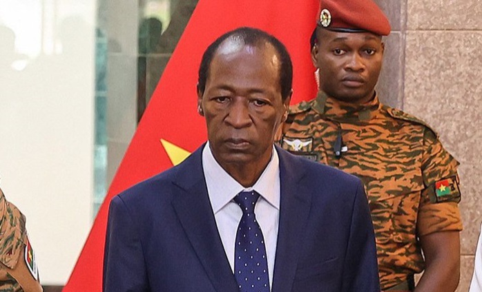 Burkina: Blaise Compaoré "demande pardon" à la famille de Thomas Sankara et au peuple