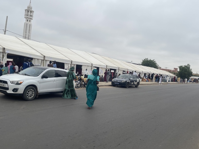 VOTE À TOUBA - Impresionnant dispositif sécuritaire installé… Le tronçon Touba-Mbacké fermé dans un sens et présence massive des personnes du 3ème âge VOTE À TOUBA - Impresionnant dispositif sécuritaire installé… Le tronçon Touba-Mbacké fermé dans un sens et présence massive des personnes du 3ème âge