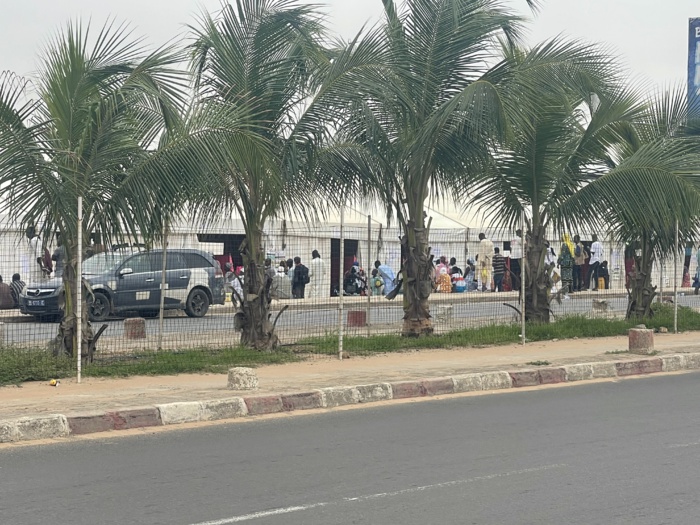 VOTE À TOUBA - Impresionnant dispositif sécuritaire installé… Le tronçon Touba-Mbacké fermé dans un sens et présence massive des personnes du 3ème âge VOTE À TOUBA - Impresionnant dispositif sécuritaire installé… Le tronçon Touba-Mbacké fermé dans un sens et présence massive des personnes du 3ème âge