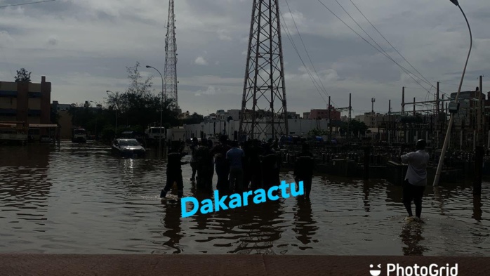 Maristes : La centrale électrique submergée après les fortes pluies hier… La zone dans l’obscurité ! Maristes : La centrale électrique submergée après les fortes pluies hier… La zone dans l’obscurité !