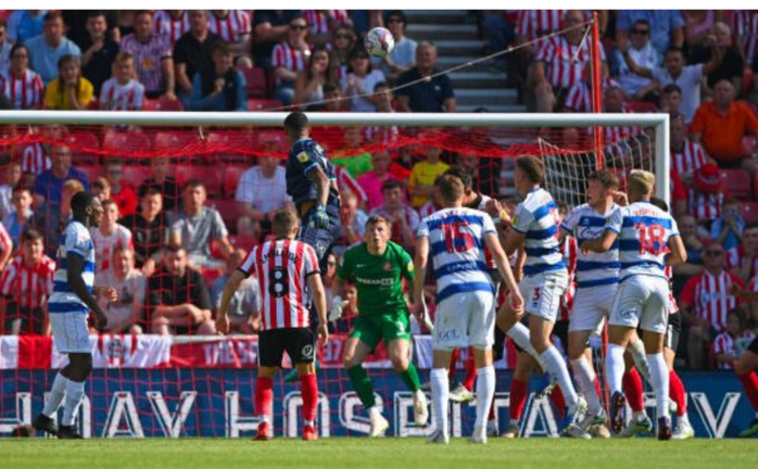 Championship : Le gardien Sénégalais, Seny Dieng, égalise pour son équipe en fin de match...