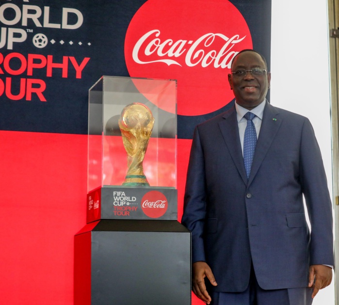 Tournée du Trophée de la Coupe du Monde de la FIFA ™ bien arrivée au pays de la Téranga ! Tournée du Trophée de la Coupe du Monde de la FIFA ™ bien arrivée au pays de la Téranga !