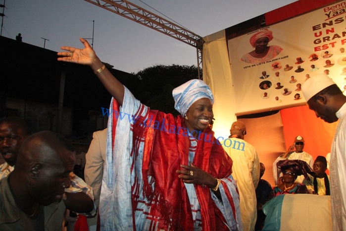 Campagne électorale: Les images du meeting d'ouverture de Mimi Touré à Grand Yoff