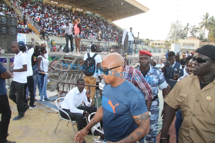 El hadj Diouf était l'invité du match mbalaxmen contre rappeurs