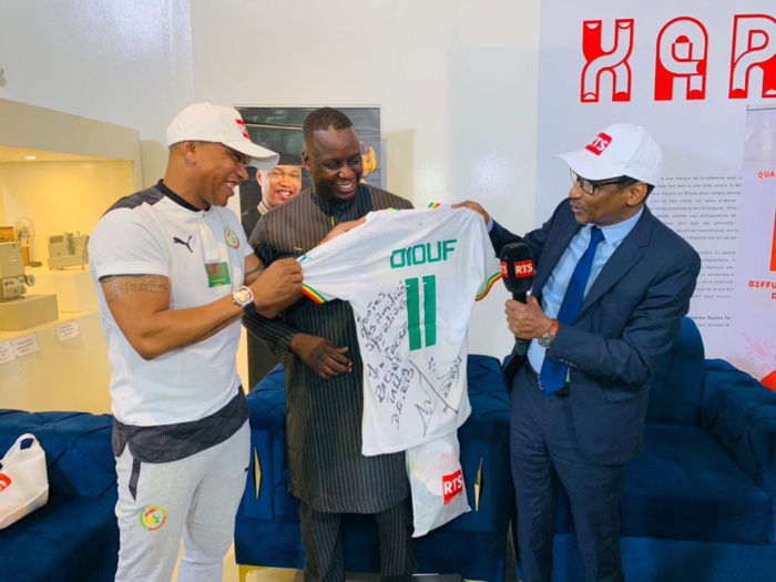 Coupe du monde FIFA Qatar 2022| signature contrat sponsoring entre SUNUBET et la Radiotélévision Sénégalaise (RTS)
