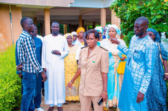 Soutien financier pour le pompage des eaux de pluies et en vivres !    Maïssa en croisade contre les inondations à Fatick
