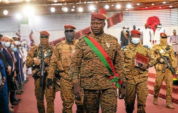 Coup d’Etat : Le chef de la junte burkinabè déchu, Damiba, arrivé au Togo.