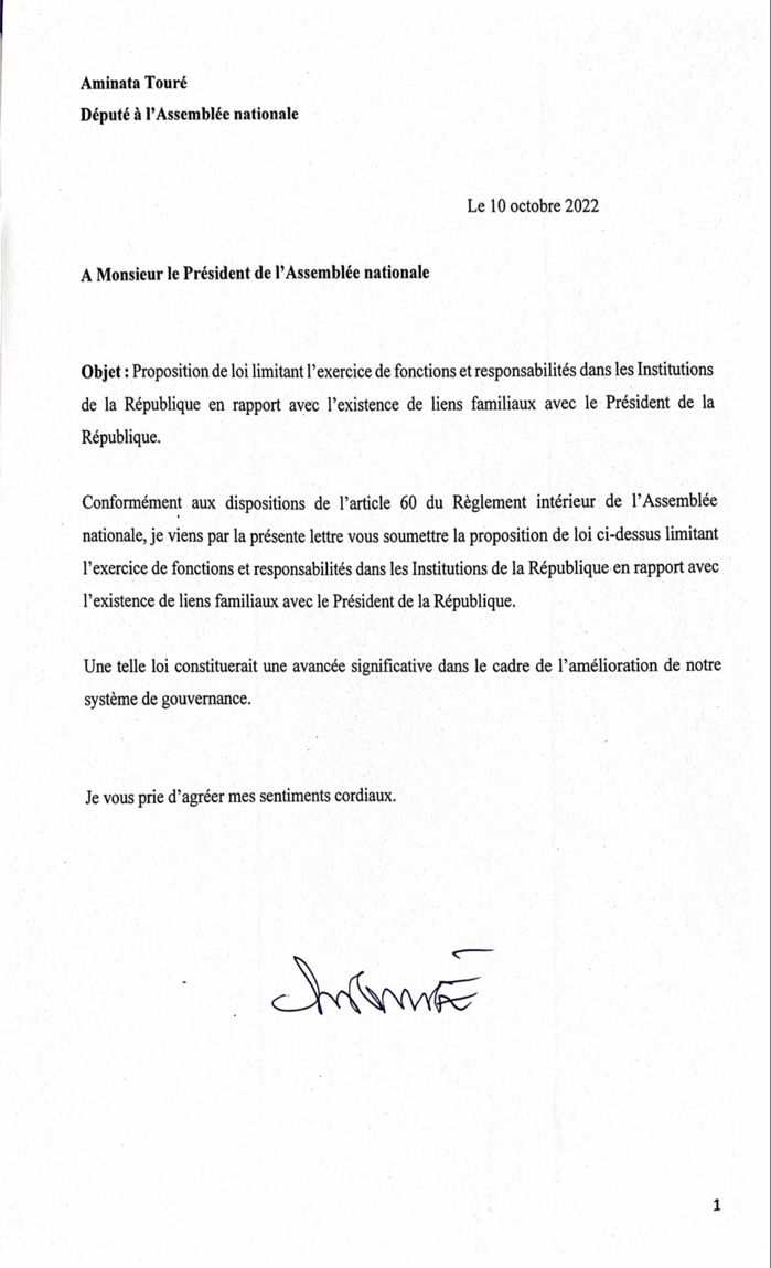 Assemblée nationale : La députée Aminata Touré propose une loi limitant l'exercice de fonctions et responsabilités dans les Institutions de la République en rapport avec l'existence de liens familiaux avec le Président de la République. Assemblée nationale : La députée Aminata Touré propose une loi limitant l'exercice de fonctions et responsabilités dans les Institutions de la République en rapport avec l'existence de liens familiaux avec le Président de la République.