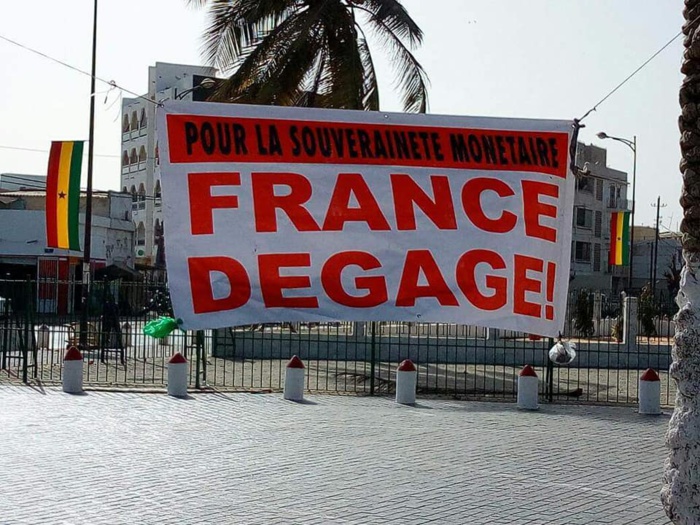 Place de l'indépendance : Une délégation du FRAPP arrêtée…