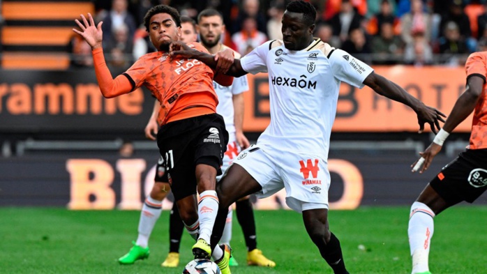 Ligue 1 (Reims) : Dion Lopy une nouvelle fois expulsé suite à un carton rouge… Ligue 1 (Reims) : Dion Lopy une nouvelle fois expulsé suite à un carton rouge…