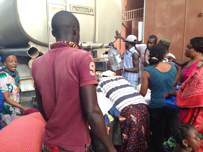 Risques consécutifs aux Pénuries d'eau et d'électricité  à Dakar : L'alerte des services de renseignement !