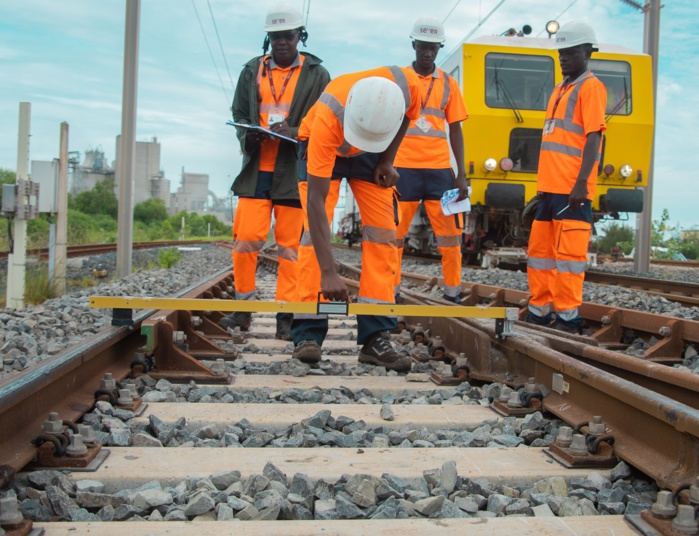 Train Express Régional : Maintenance, ce métier de l’ombre qui tient les rails Train Express Régional : Maintenance, ce métier de l’ombre qui tient les rails