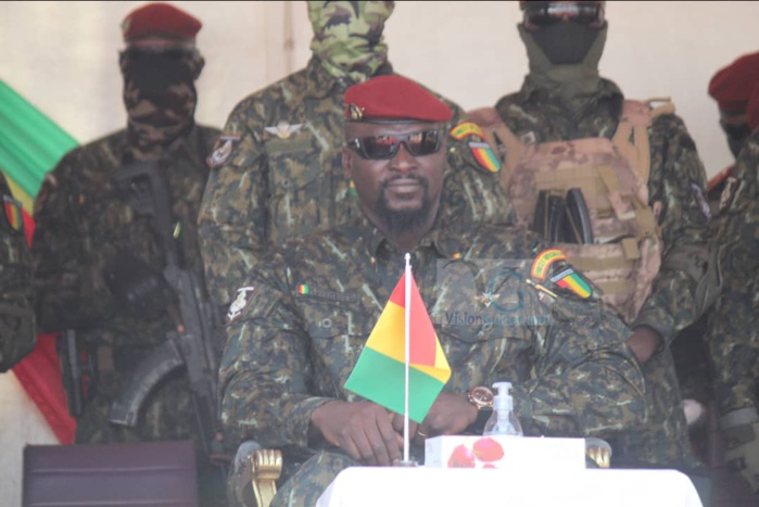 Guinée: menacée de sanctions, la junte accepte d'avancer le retour des civils au pouvoir Guinée: menacée de sanctions, la junte accepte d'avancer le retour des civils au pouvoir