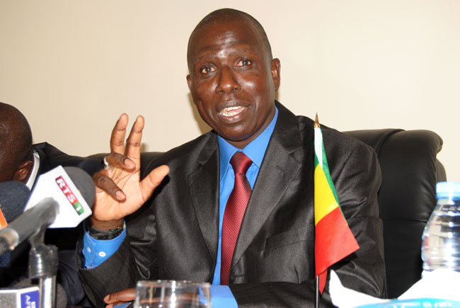 L’ancien procureur Alioune Ndao exhibe ses secrets : "Dans le dossier de Karim Wade, j’ai subi toutes sortes de pression (…) L’intervention de Me Sidiki Kaba qui a mis fin à la traque a été source de difficultés…"