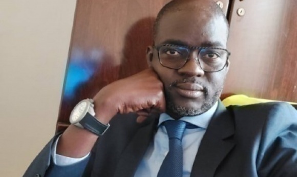 Ne surtout pas céder à l’assaut de l’entreprise totalitaire (Par Alinard Ndiaye)
