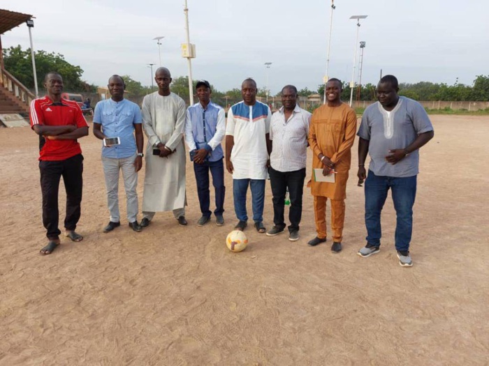 Kédougou / Stade municipal Mamba Guirassy : la pelouse synthétique sera livrée dans un délai de 5 mois.