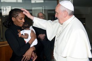 La Soudanaise convertie au christianisme reçue par le pape
