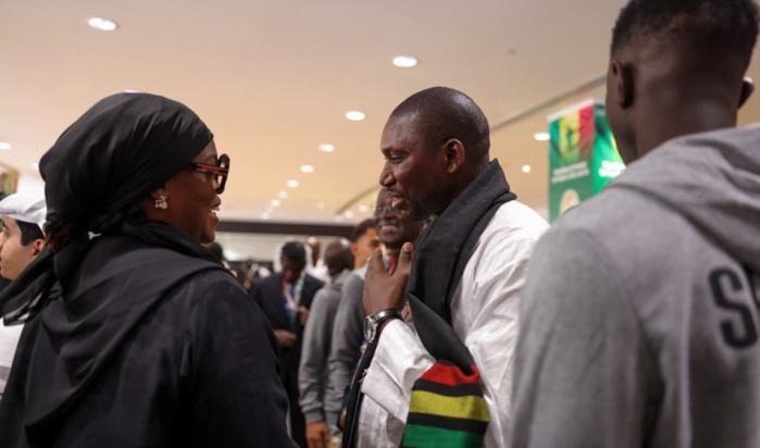 [LES IMAGES]  Cérémonie de remise du drapeau