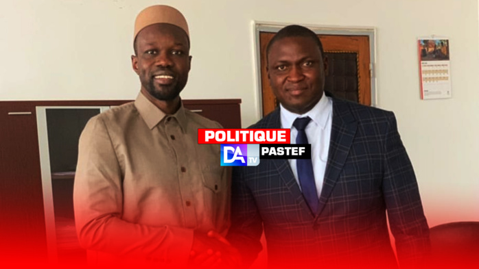 Politique : Toussaint Manga rejoint Ousmane Sonko Politique : Toussaint Manga rejoint Ousmane Sonko