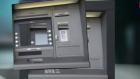 Un escroc fabrique une façade de distributeur de billets pour siphonner les comptes