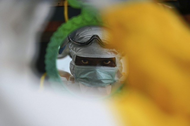 Ebola : trois Canadiens rapatriés de Sierra Leone par jet privé