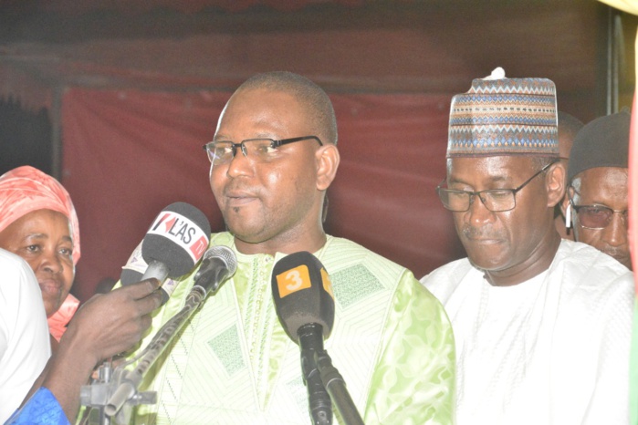 Commune de Missirah : L’engagement du maire Amadou Ba salué par les populations et les acteurs politiques… Commune de Missirah : L’engagement du maire Amadou Ba salué par les populations et les acteurs politiques…