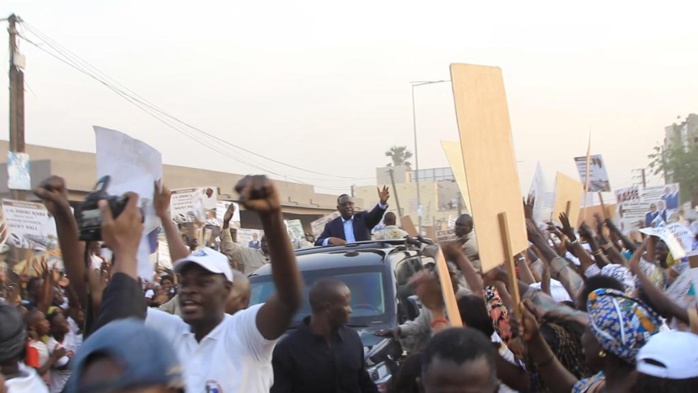 Macky SALL à Tamba: le chef de l’état accueilli par une foule immense (Images) Macky SALL à Tamba: le chef de l’état accueilli par une foule immense (Images)