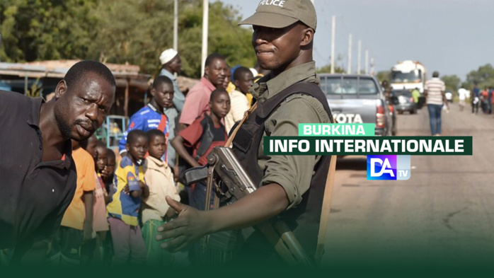 Burkina: au moins 10 civils tués dans l'explosion d'un bus causée par une mine Burkina: au moins 10 civils tués dans l'explosion d'un bus causée par une mine