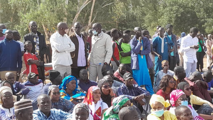 Meurtre de Bassirou Mbaye à Ndiaffate : Les enseignants de la région de Kaolack décrétent une grève générale pour le reste de la semaine et exigent une condamnation à perpétuité.