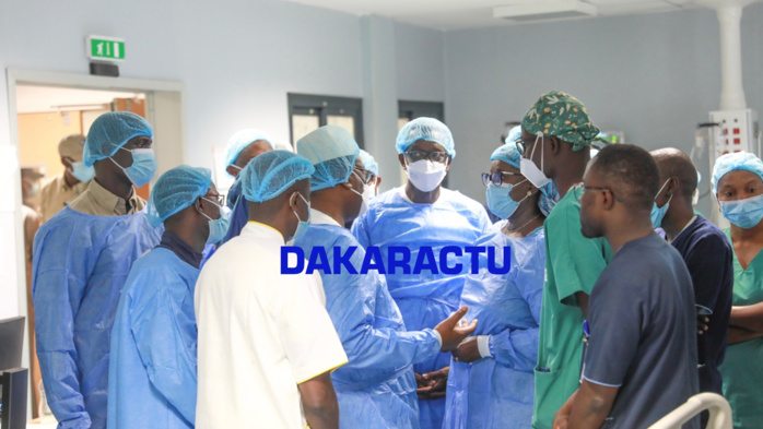 Hôpital Thierno Birahim Ndao de Kaffrine : Le chef de l’Etat Macky Sall a rendu visite aux blessés de l’accident de SIKILO… Hôpital Thierno Birahim Ndao de Kaffrine : Le chef de l’Etat Macky Sall a rendu visite aux blessés de l’accident de SIKILO…