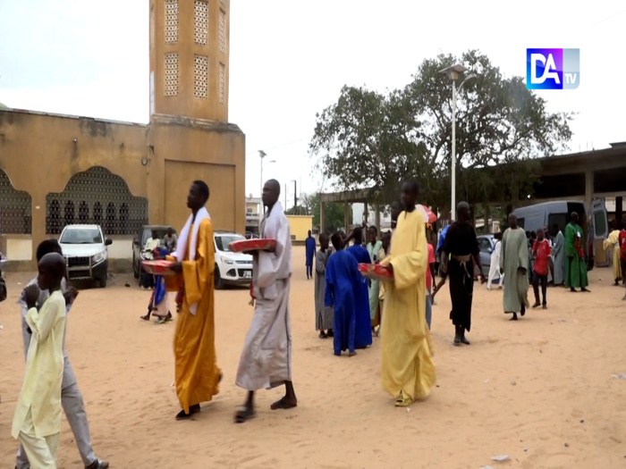Séjour du Khalife général des mourides à Touba Kaolack : Les talibés rallient la cité de Serigne Bassirou Mbacké. Séjour du Khalife général des mourides à Touba Kaolack : Les talibés rallient la cité de Serigne Bassirou Mbacké.