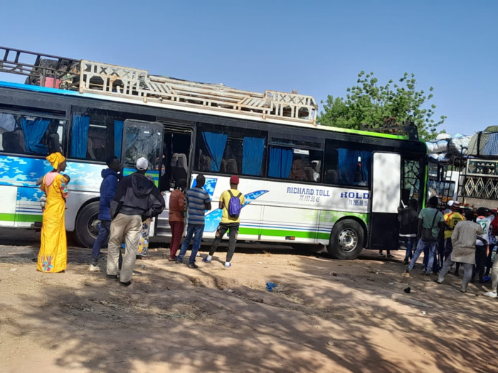 Arrêté portant interdiction de circuler entre 23h et 05 h : des centaines de bus immobilisés à Tambacounda.