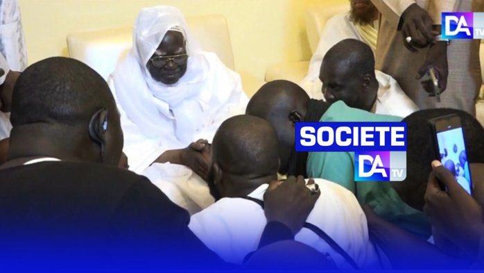 POROKHANE / Le Complexe International Khadim Rassoul de Paris présenté au Khalife Général des Mourides POROKHANE / Le Complexe International Khadim Rassoul de Paris présenté au Khalife Général des Mourides