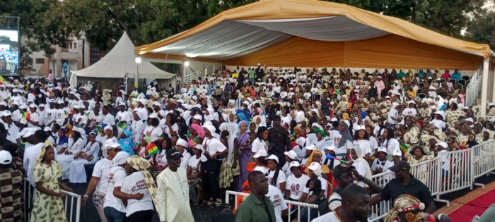 Thiès/Sargal Président Macky Sall par Abdoulaye Dièye (Images) Thiès/Sargal Président Macky Sall par Abdoulaye Dièye (Images)