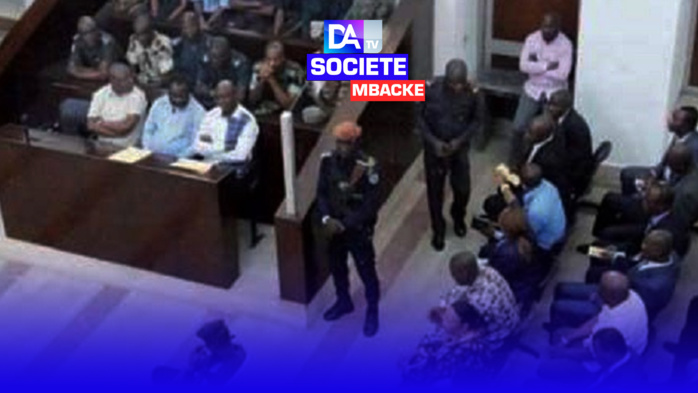 Tribunal de Mbacké : Pour une affaire de chambre dans la maison familiale, deux demi-frères se cognent et se retrouvent devant le juge Tribunal de Mbacké : Pour une affaire de chambre dans la maison familiale, deux demi-frères se cognent et se retrouvent devant le juge