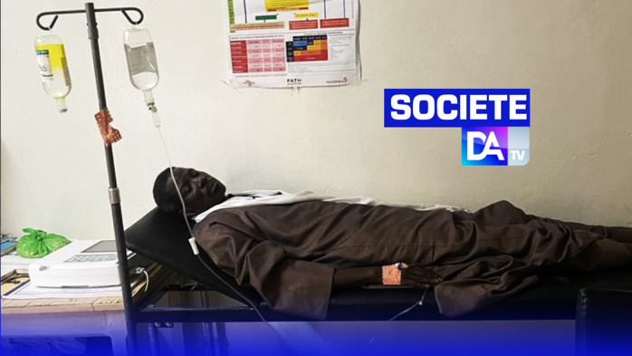 Dernière minute – Talla Sylla pique une crise en pleine cérémonie d’inhumation et est évacué au centre de santé de Mpal Dernière minute – Talla Sylla pique une crise en pleine cérémonie d’inhumation et est évacué au centre de santé de Mpal