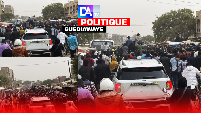 Guediawaye : Ousmane Sonko accueili par une foule de jeunes après son passage à la mairie de la ville