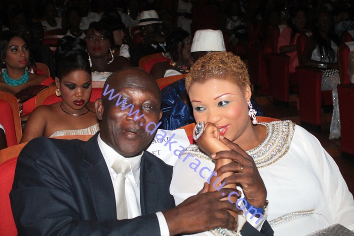 L'ancien ministre et porte-parole de Wade, Serigne Mbacké Ndiaye était aussi au Grand Théâtre avec son épouse