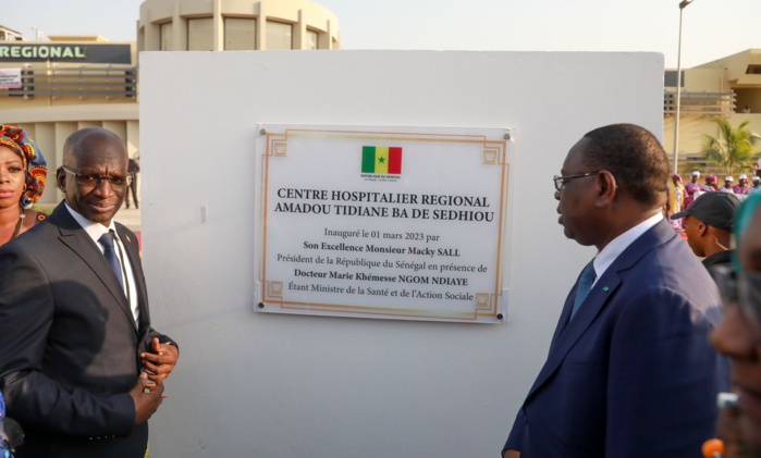 Inauguration de l’hôpital Amadou T. Ba de Sedhiou/ Macky Sall: « Notre objectif, est de favoriser l’accessibilité géographique et la disponibilité des offres de soins de qualité… » Inauguration de l’hôpital Amadou T. Ba de Sedhiou/ Macky Sall: « Notre objectif, est de favoriser l’accessibilité géographique et la disponibilité des offres de soins de qualité… »