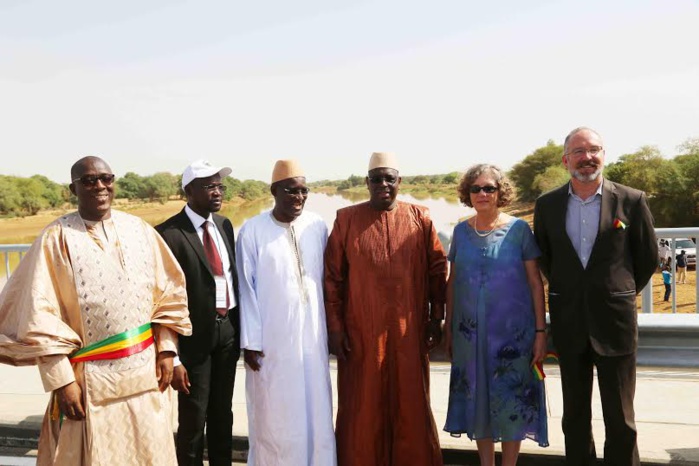 Macky inaugure le pont de Ndioum et annonce 82 milliards pour le désenclavement de Podor